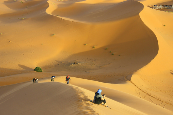 Circuit 5 jours de Marrakech à Merzouga dans le désert du Sahara avec balade à dos de chameau